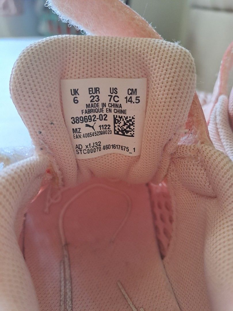 Puma Rubber Shoes for Babies (Category: Babies & Kids Fashion) located in Manila. Submitted by emma.b1 (Listing ID 1362704830, Image 2). Description: 2 pairs available. Size details are in the pics (one pair slightly bigger than the other one). 500 pesos each pair. Used by my twins for less than a year (within their 24th- to 36th-month). Washed na po. Update as of April 17: Size 23 - SOLD.