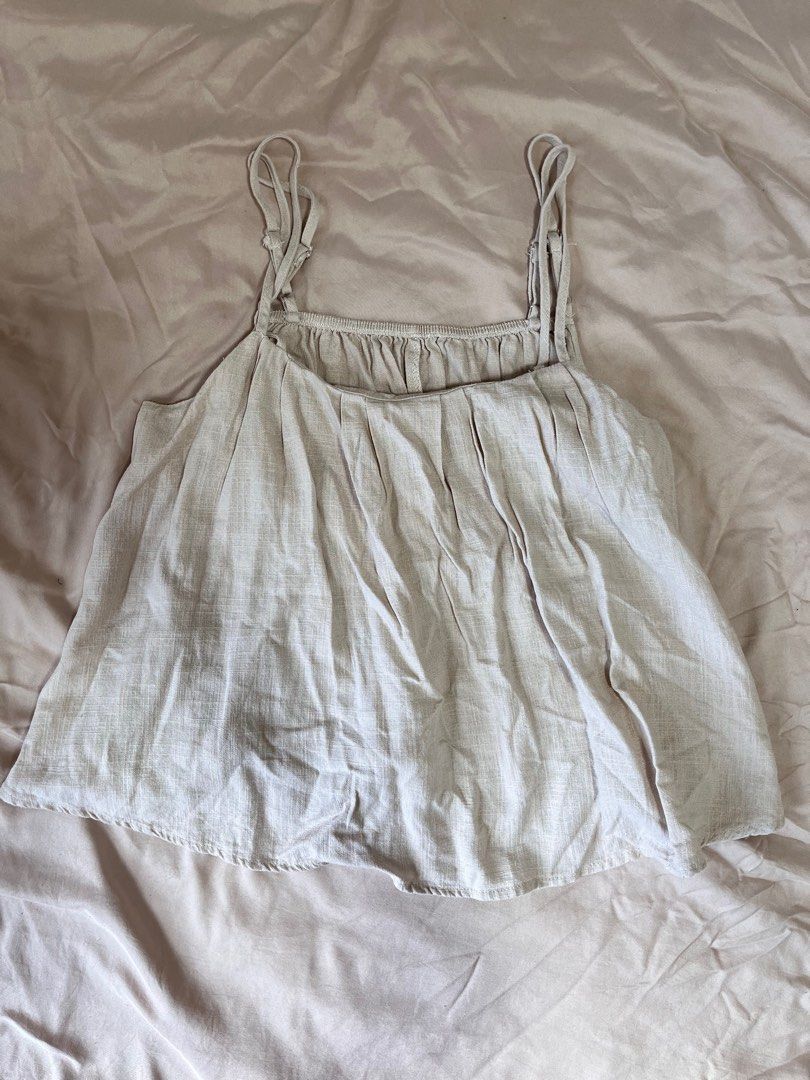Shein linen sleeveless top (Category: Sleeveless) located in Makati City. Submitted by isso2 (Listing ID 1362684305, Image 1). Description: Very cute in actual Great quality Double-lined in breast area as seen in pic 4.