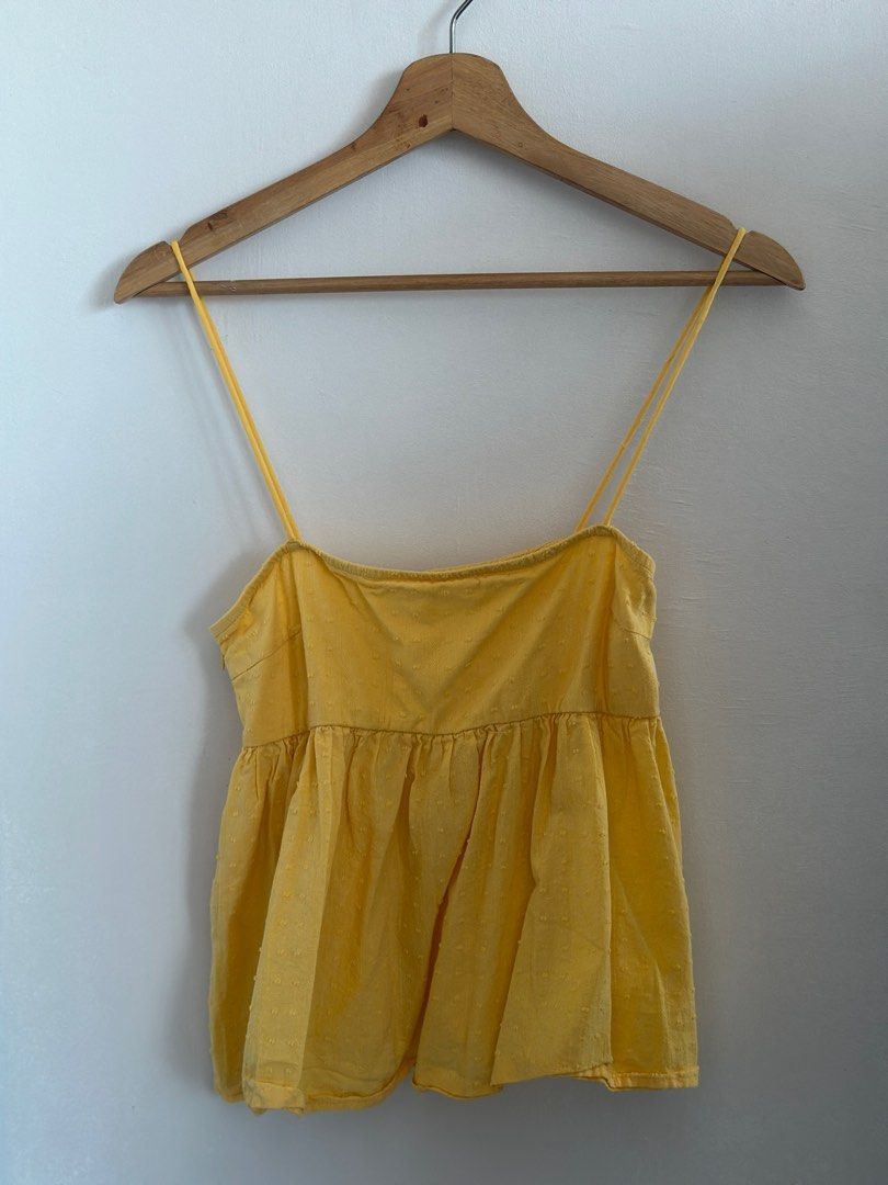 SHEIN Strappy Yellow Top (Category: Sleeveless) located in Dagupan City. Submitted by bibleeeeee (Listing ID 1362715223, Image 1). Description: NEGOTIABLE! CAN FIT TO XS-M NEVER USED WILL GIVE DISCOUNT IF YOU GET MORE FROM MY LISTING.