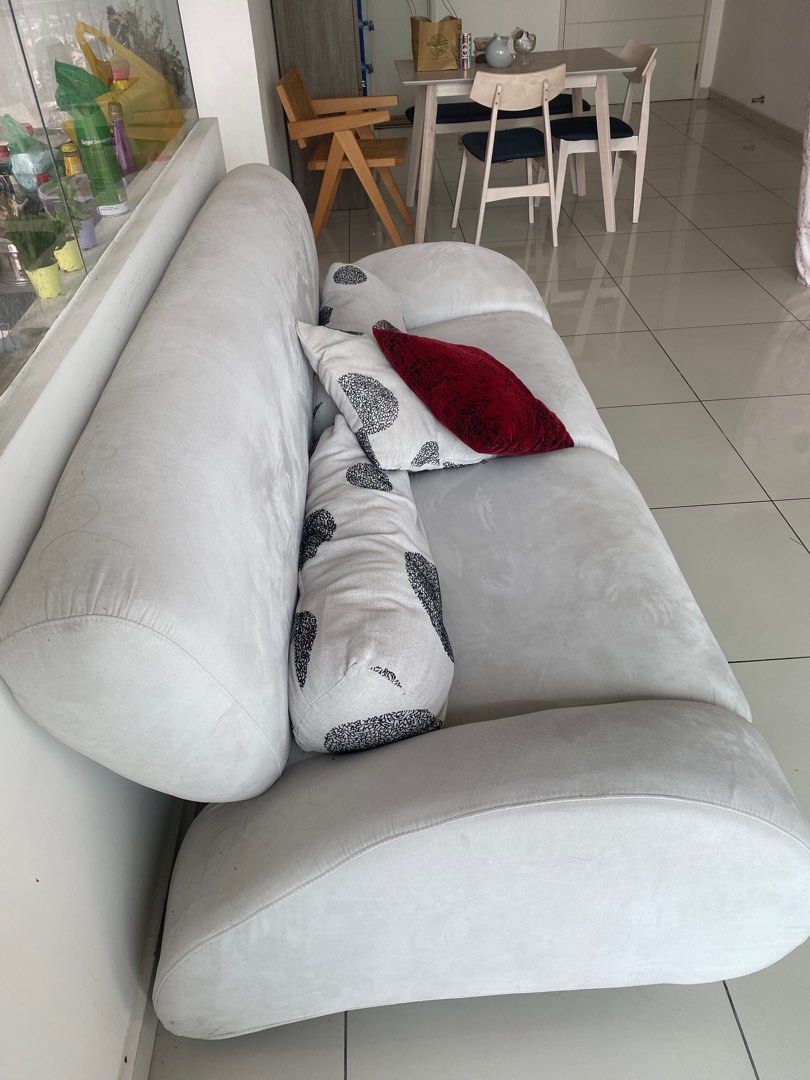 Sofas (Category: Sofas) located in Bayan Lepas. Submitted by jaj jaa (Listing ID 1362731159, Image 3). Description: Brand Kamay size 2.1M suit for family color light grey nego Pickup imperial residence sungai ara.