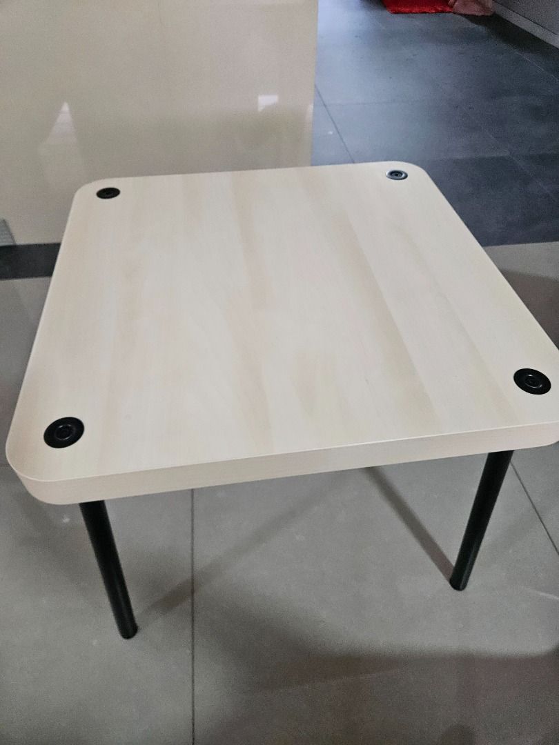 Square Table (Category: Tables & Sets) located in Singapore. Submitted by junelow396-98873 (Listing ID 1362712977, Image 1). Description: Square Table 55cm x 55cm Height 45cm .