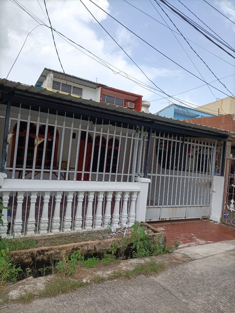 Terrace house in Batam Windsor Park63226190217986111