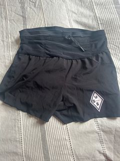（分類：）位於 。 由 meeshhh 提交（商品編號 1362680557，圖片 1）。簡介： 。