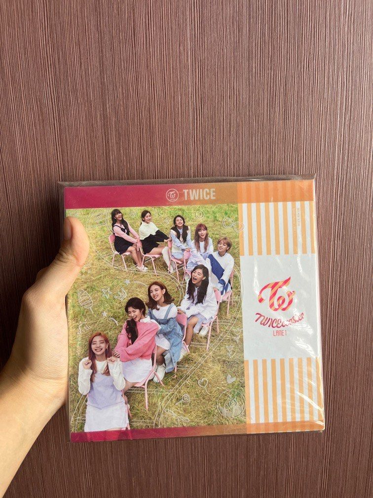 [UNSEALED] TWICECOASTER LANE 1 (Category: K-Wave Merchandise) located in Cebu City. Submitted by jacsitems (Listing ID 1362682462, Image 1). Description: All inclusions except for the photo cards..