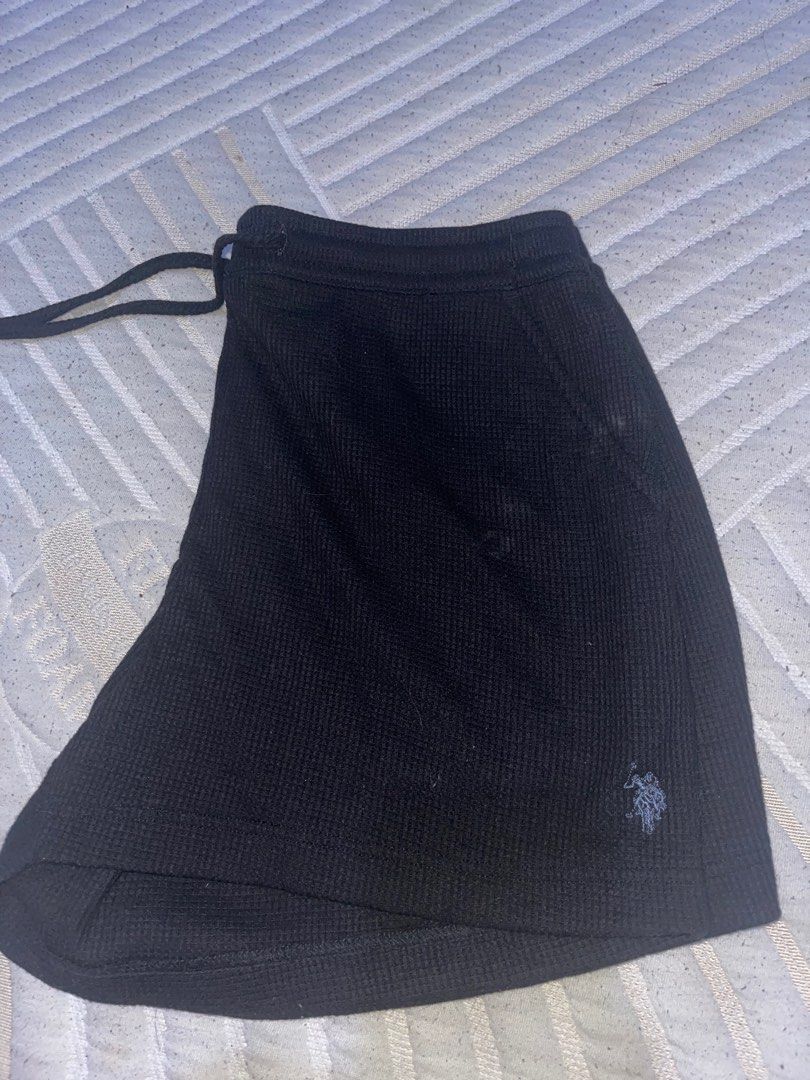 US POLO CORDUROY SHORTS (Category: Shorts) located in Navotas City. Submitted by uranium_235 (Listing ID 1362764496, Image 2). Description: Used once only RFS Too big on me since i lose weight Price is still negotiable for sure buyer XL on tag .