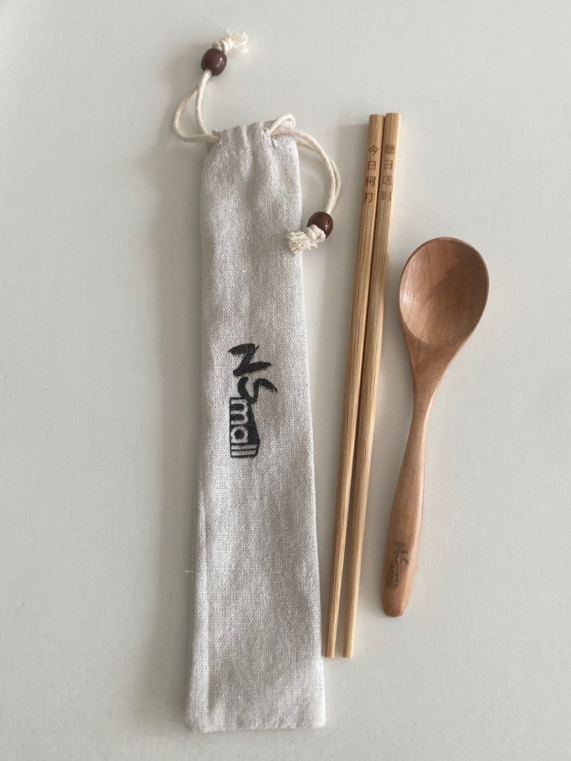 環保木餐具(筷子及匙羹)Wooden spoon and chopsticks, 傢俬&家居, 廚具和餐具, 餐具和餐具 - Carousell