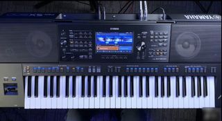 YAMAHA PSR-SX900 PORTABLE KEYBOARD