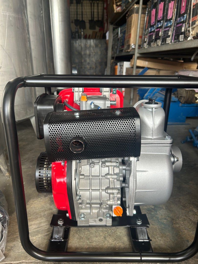 YAMASAKI 4x4 WATERPUMP (Category: Construction Tools & Equipment) located in Arayat. Submitted by mikepain06222 (Listing ID 1362675404, Image 3). Description: HEAVY DUTY WATERPUMP SUIT FOR FARMING AND IRRIGATING 4x4 SIZE IN AND OUT.