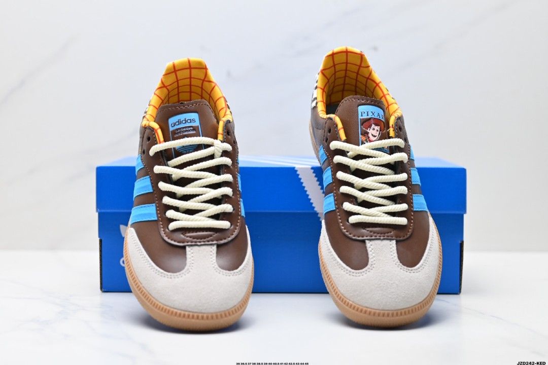 adidas gazelle silver green womens adidas Samba OG Toy Story Woody (TD)