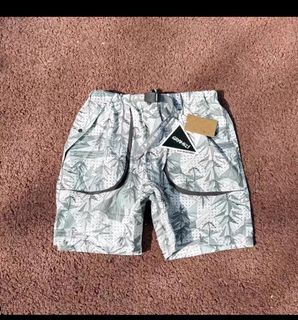 (Category: ) located in . Submitted by thriftlet (Listing ID 1366539778, Image 1). Description: .
