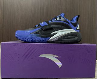 (Category: ) located in . Submitted by sneakerwaffles (Listing ID 1366566161, Image 1). Description: .