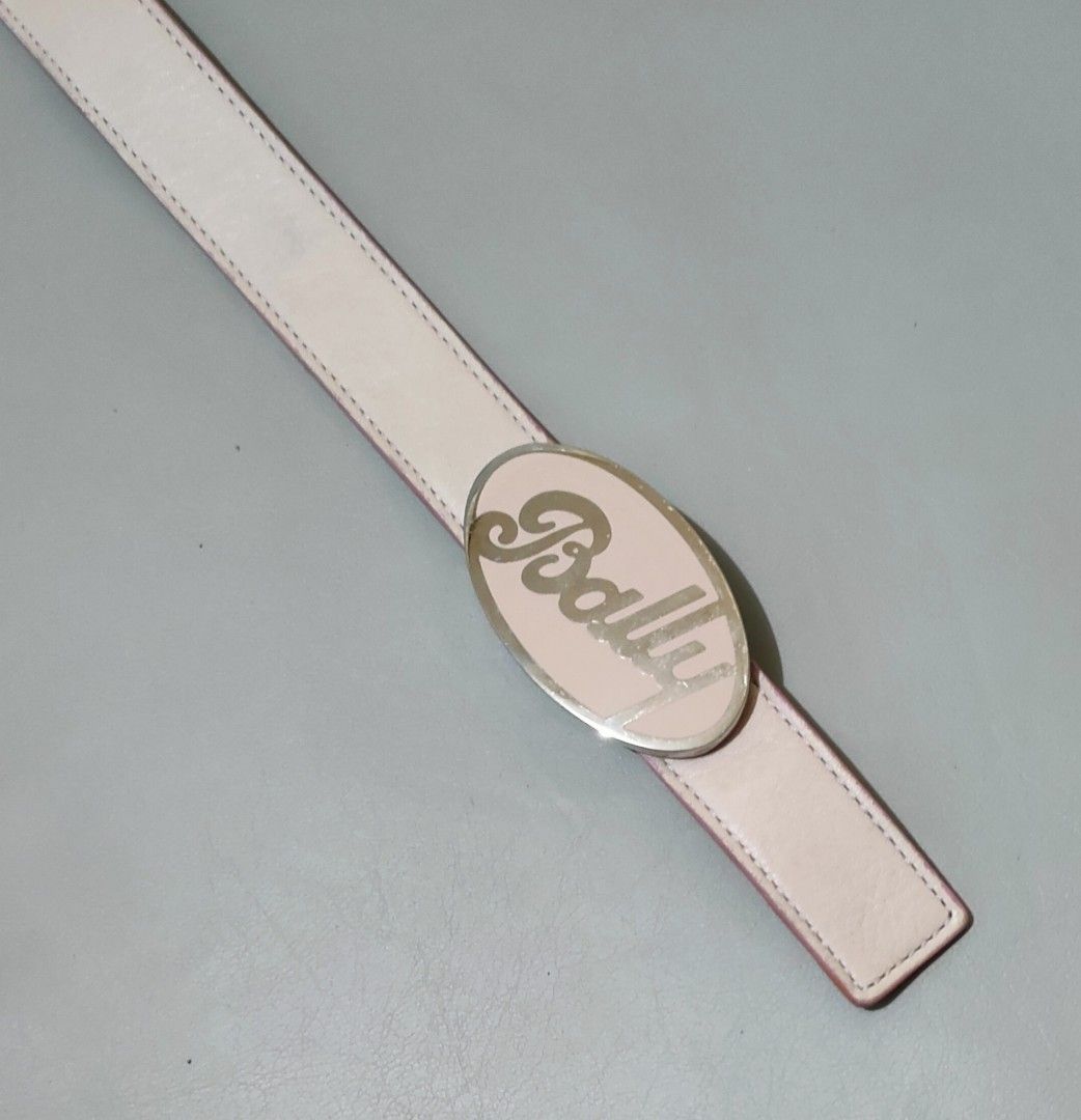 Bally Leather Belt Women (Category: Belts) located in Cebu City. Submitted by quiara2015 (Listing ID 1366703974, Image 3). Description: Legit / Orig Bally Leather Belt Women Dimes 41 x 1 Size 34 max Good as new 850 php.