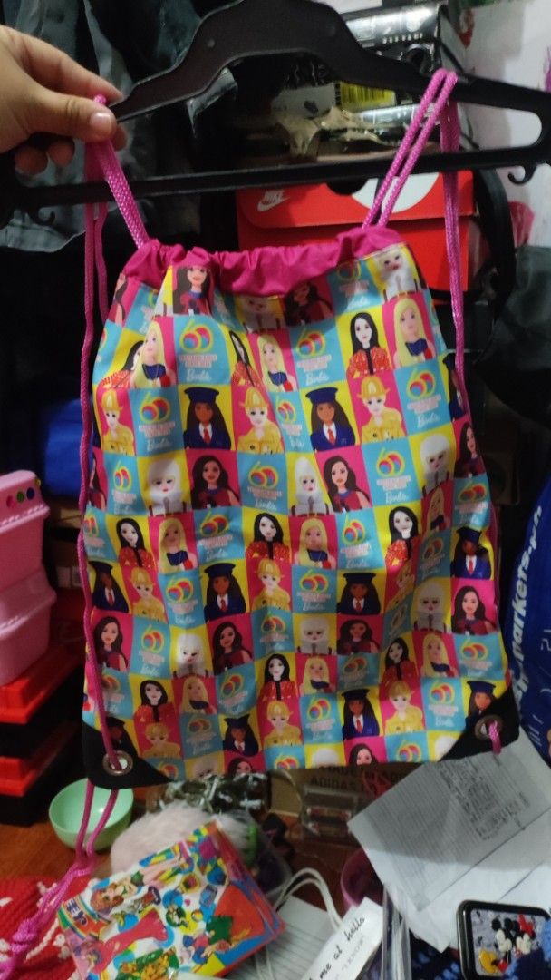 Barbie string bag (Category: Other Babies Going Out Needs) located in Quezon City. Submitted by saffiyanicole23 (Listing ID 1366669436, Image 2). Description: what you see is what you get. location: commonwealth qc mop: gcash/ lalamove abuno service mos: lalamove/grab/spx or jnt express.