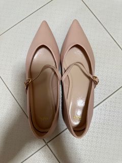 (Category: ) located in . Submitted by joychua111 (Listing ID 1366557953, Image 1). Description: .