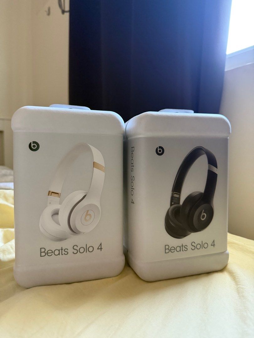 [BNEW/SEALED] Beats Solo 4 (Category: Headphones & Headsets) located in San Pedro. Submitted by preloved.e (Listing ID 1366630026, Image 1). Description: 3 STOCKS AVAILABLE 2 White 1 Black 📌Brand new — original 📌Bought from the US .