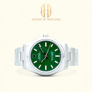 (Category: ) located in . Submitted by houseofwatches.sg (Listing ID 1366583573, Image 1). Description: .