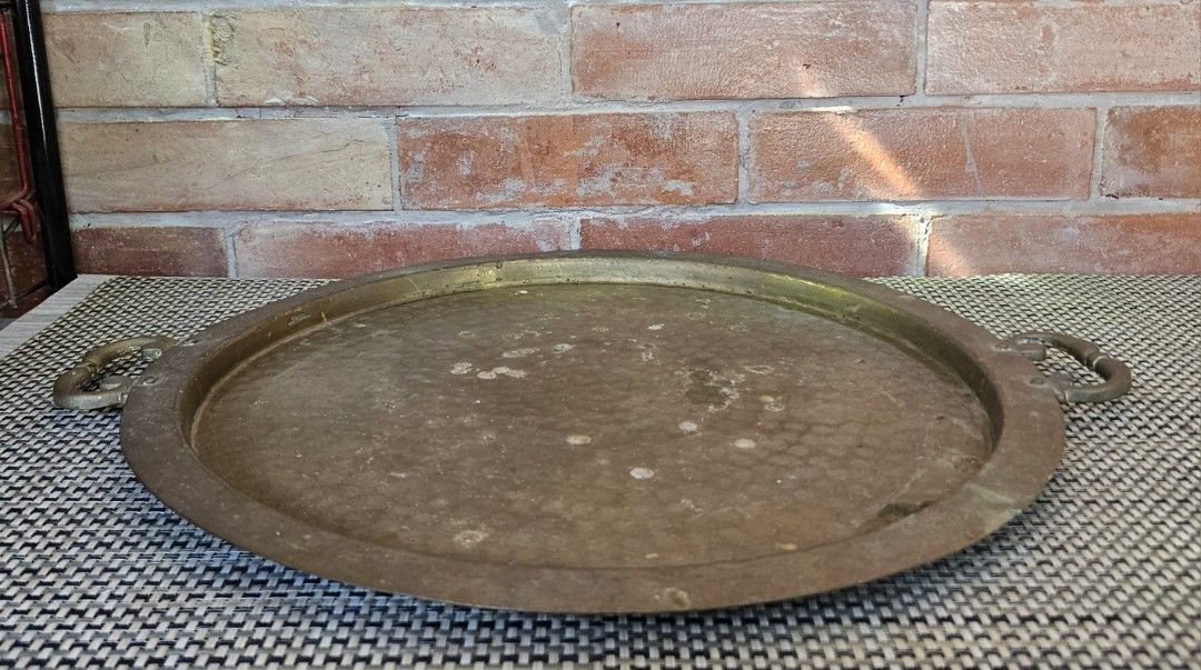 Brass Round Serving Tray (Category: Dinnerware & Cutlery) located in Rizal. Submitted by cherry_garcia (Listing ID 1366648374, Image 1). Description: Mode of Payment : G-Cash/Paymaya Mode of Delivery : Lalamove/LBC Location : Filinvest East Marcos Highway Cainta, Rizal.