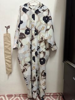 (Category: ) located in . Submitted by ctatah (Listing ID 1366550726, Image 1). Description: .