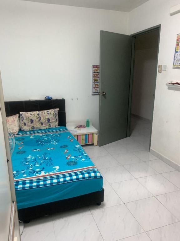Peaceful Nature-Facing Common Room| No Owner Staying | Can Cook Anytime – for Couple or Solo Tenant63226717297537111
