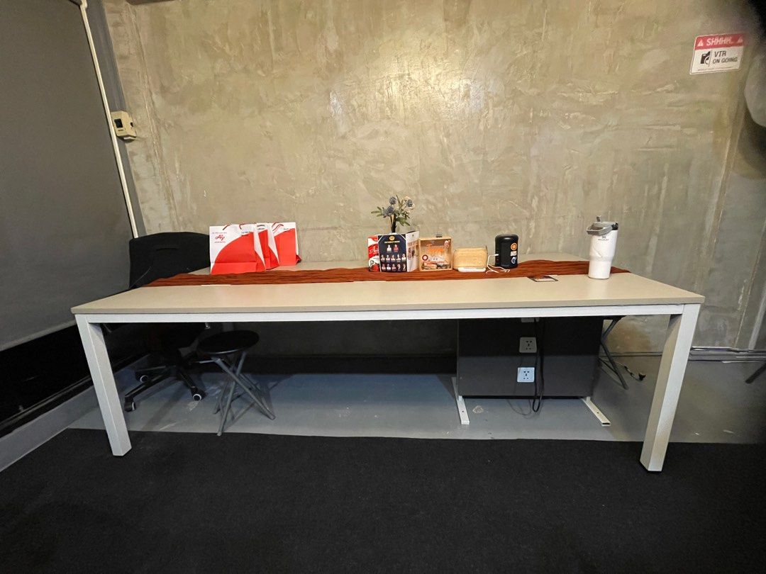 Conference table (Category: Office Furniture & Fixtures) located in Magallanes. Submitted by declutteriiiiiing (Listing ID 1366651627, Image 1). Description: Too big for our studio 8-10 seater Kasama na yung saksakan sa ilalim H: 75cm L: 240cm W: 100cm Pickup only Palanan, Makati.