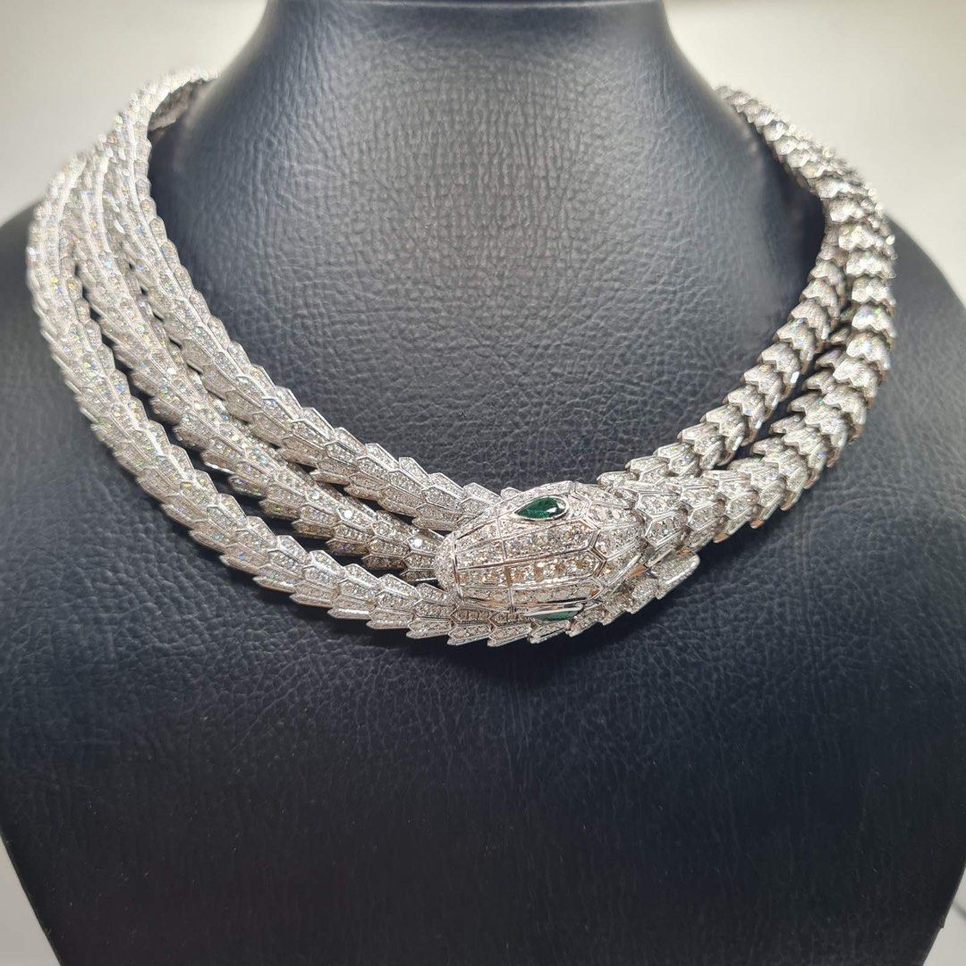 diamond necklace (Category: Necklaces) located in Mandaluyong City. Submitted by kaikhaleb (Listing ID 1366675433, Image 1). Description: 199.2grams 18k gold 38.82ct dia 17” 4 million .