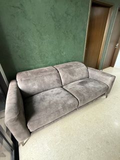 (Category: ) located in . Submitted by sjtan10 (Listing ID 1366577606, Image 1). Description: .