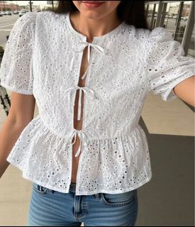 (Category: ) located in . Submitted by cakebites.sg (Listing ID 1366666202, Image 1). Description: .