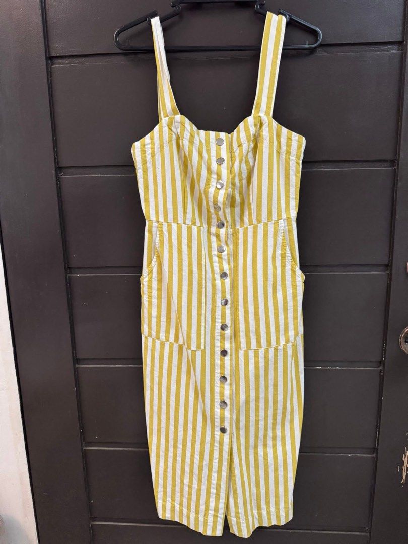 forever21 (Category: Dresses) located in Davao. Submitted by safecloud.101e89 (Listing ID 1366695660, Image 1). Description: .
