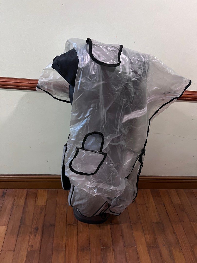 Big Max Terra-X Golf Bag (Category: Golf) located in San Pedro. Submitted by ot1981 (Listing ID 1366680442, Image 2). Description: color: Silver/Red -14-Way Organizer Top -Full-length divider -7 pockets - plastic Rain cover -Umbrella holder -Towel holder -Easy carry handle - XL Cooler pocket -Ultralight weight -Weight: 2.5kgs Meet up, depending on the day: -South Point Driving Range or around the area -Evia mall -Greenbelt/Makati CBD area -Rivier