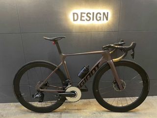 （分類：）位於 。 由 carson1230_ 提交（商品編號 1364527056，圖片 1）。簡介： 。