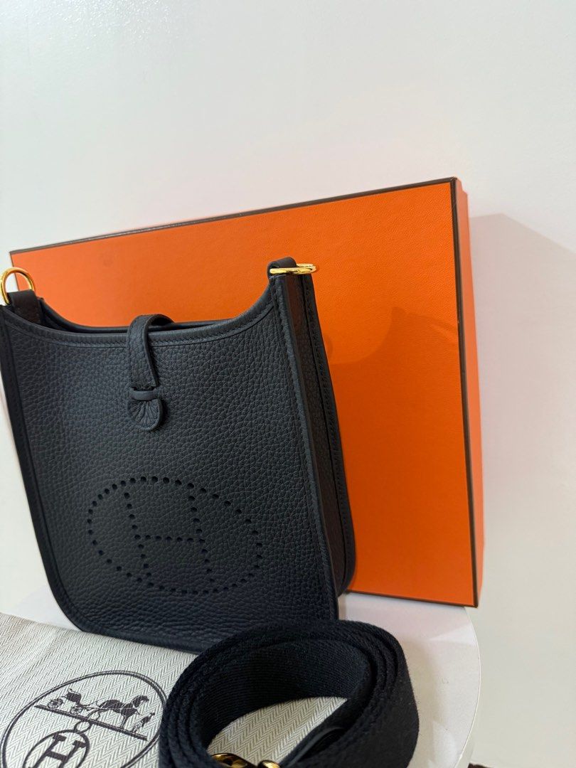 Hermes TPM (Category: Luxury Bags & Wallets) located in Bulacan. Submitted by tmluxee (Listing ID 1366712764, Image 3). Description: With box, dustbag, strap excellent condition .