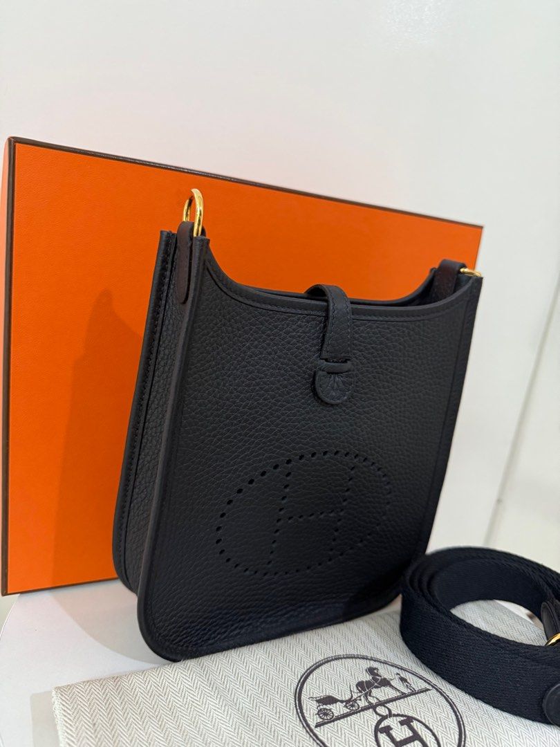 Hermes TPM (Category: Luxury Bags & Wallets) located in Bulacan. Submitted by tmluxee (Listing ID 1366712764, Image 2). Description: With box, dustbag, strap excellent condition .