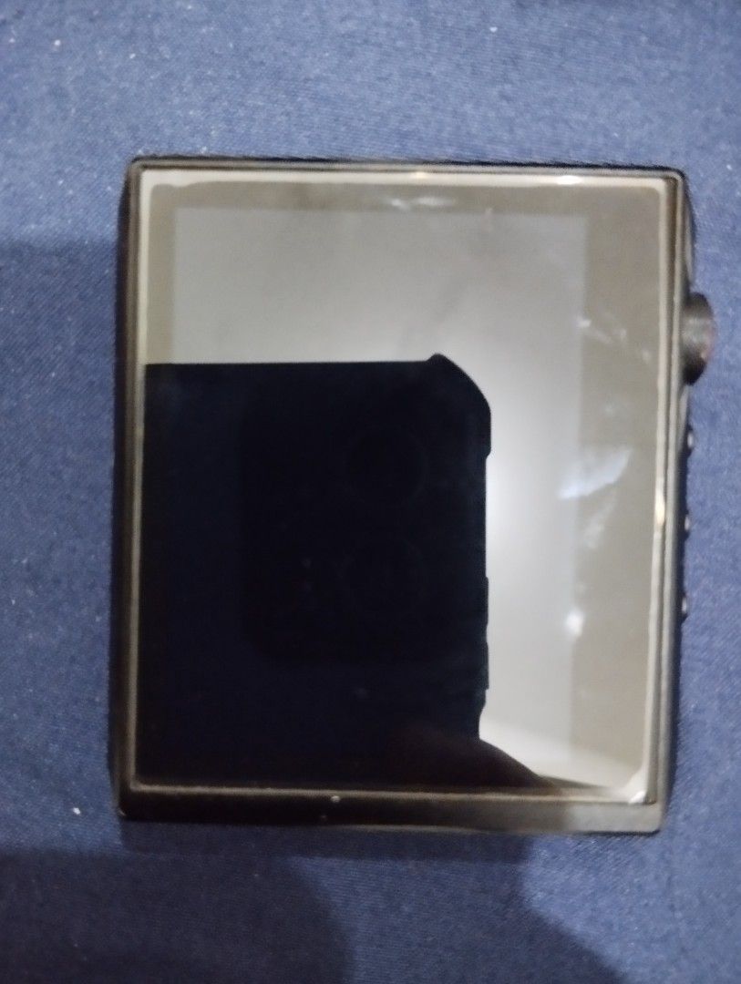 HIDIZS AP80 PRO-X (Category: Portable Audio Accessories) located in Makati City. Submitted by mujicotton (Listing ID 1366716636, Image 2). Description: fixed pric don't waste my time HIGH RESOLUTION DAC MUSIC PLAYER.