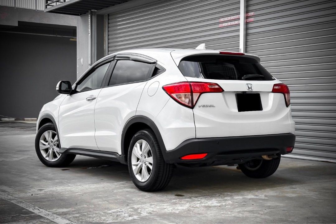 Honda Vezel 1.5 X (A) (Category: Used Cars) located in Singapore. Submitted by mangoauto (Listing ID 1366591182, Image 2). Description: 🔥 CHEAPEST COE Honda Vezel for sale! 🔥Reliable, spacious and fuel efficient family car! ✨ ✅ 1 Owner Unit ✅ Lady Owner ✅ New Leather Upholstery ✅ Lowest Depre COE Unit ✅ High loans Available DM to arrange viewing, appointment only..