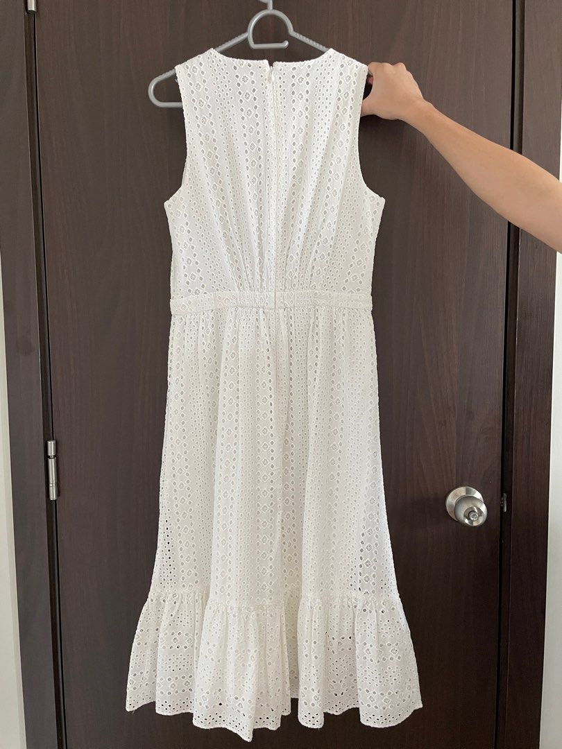 J Crew White Eyelet Dress (Category: Dresses) located in Makati City. Submitted by oatchata (Listing ID 1366589529, Image 2). Description: - Used once - Size 0 on tag but fits XS-S - Midi dress - No flaws - No when worn - Such a great dress for diff occasions! .