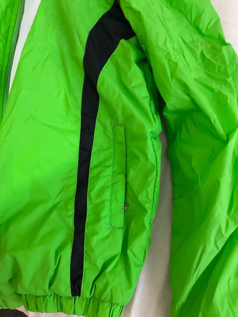 Jacket （分類：衛衣）位於 Hong Kong。 由 yasei23 提交（商品編號 1366632969，圖片 3）。簡介： 。