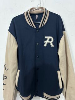 (Kategori: ) berada di . Dikirim oleh segaff23 (ID iklan 1366655955, Gambar 1). Deskripsi: .