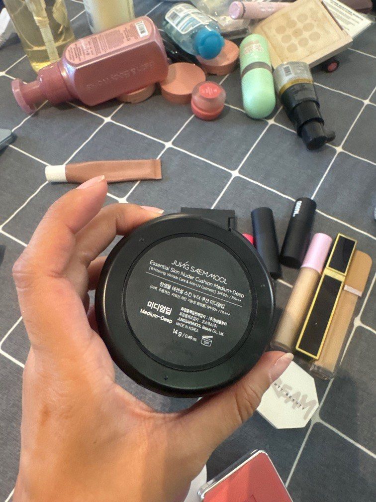 Jung saem mool cushion (Category: Makeup) located in Quezon City. Submitted by destashingmycloset (Listing ID 1366611911, Image 2). Description: .