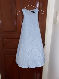 (Category: ) located in . Submitted by styledthrifts (Listing ID 1366560634, Image 1). Description: .