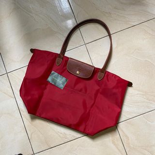 (Kategori: ) berada di . Dikirim oleh gerai.aulia (ID iklan 1366585380, Gambar 1). Deskripsi: .