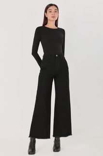 (Category: ) located in . Submitted by merry.clothes (Listing ID 1366705412, Image 1). Description: .