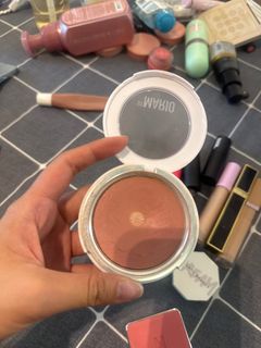 (Category: ) located in . Submitted by destashingmycloset (Listing ID 1366612103, Image 1). Description: .