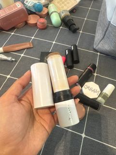 (Category: ) located in . Submitted by destashingmycloset (Listing ID 1366613018, Image 1). Description: .