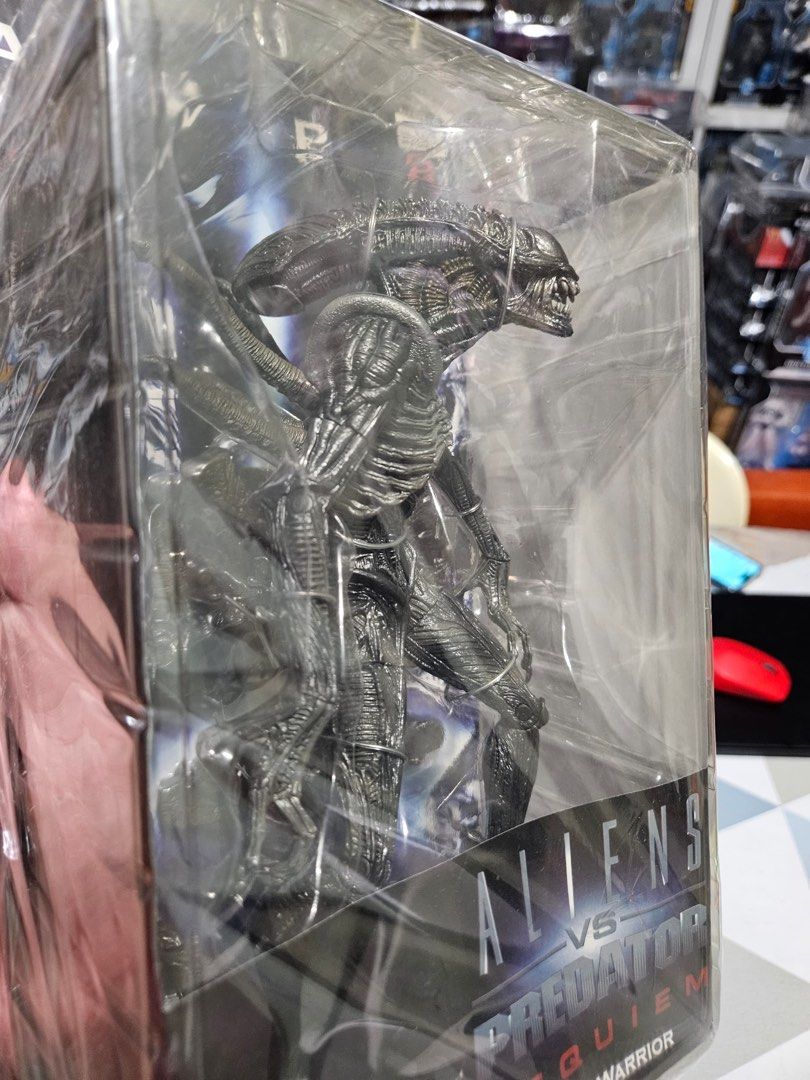 Neca Alien vs Predator Requiem AVP Warrior Alien, Hobbies & Toys, Toys ...