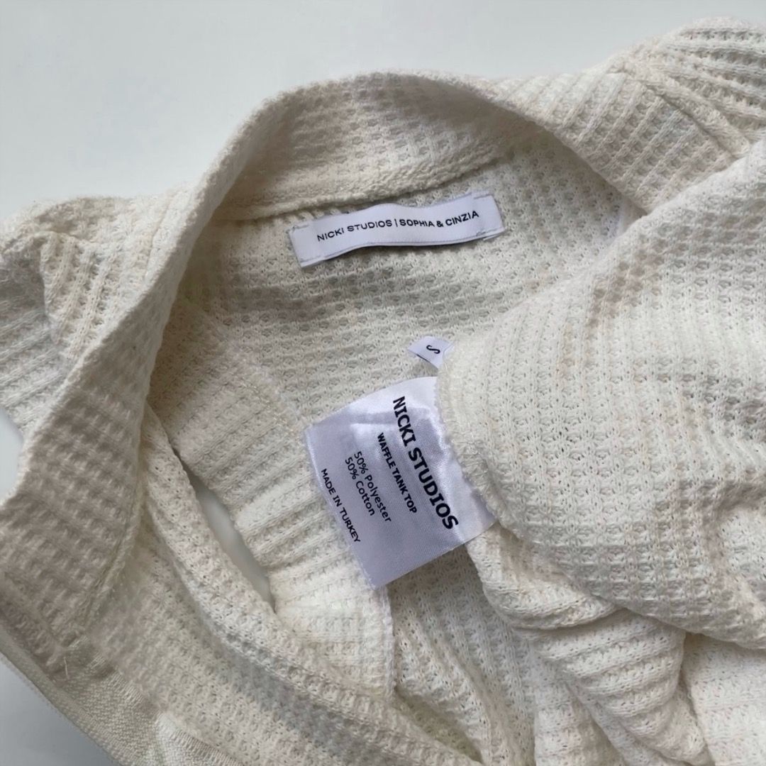 Nicki Studios Cream Waffle Knit Tank Top (Category: Sleeveless) located in Cebu City. Submitted by nolascoliah (Listing ID 1366696773, Image 2). Description: .