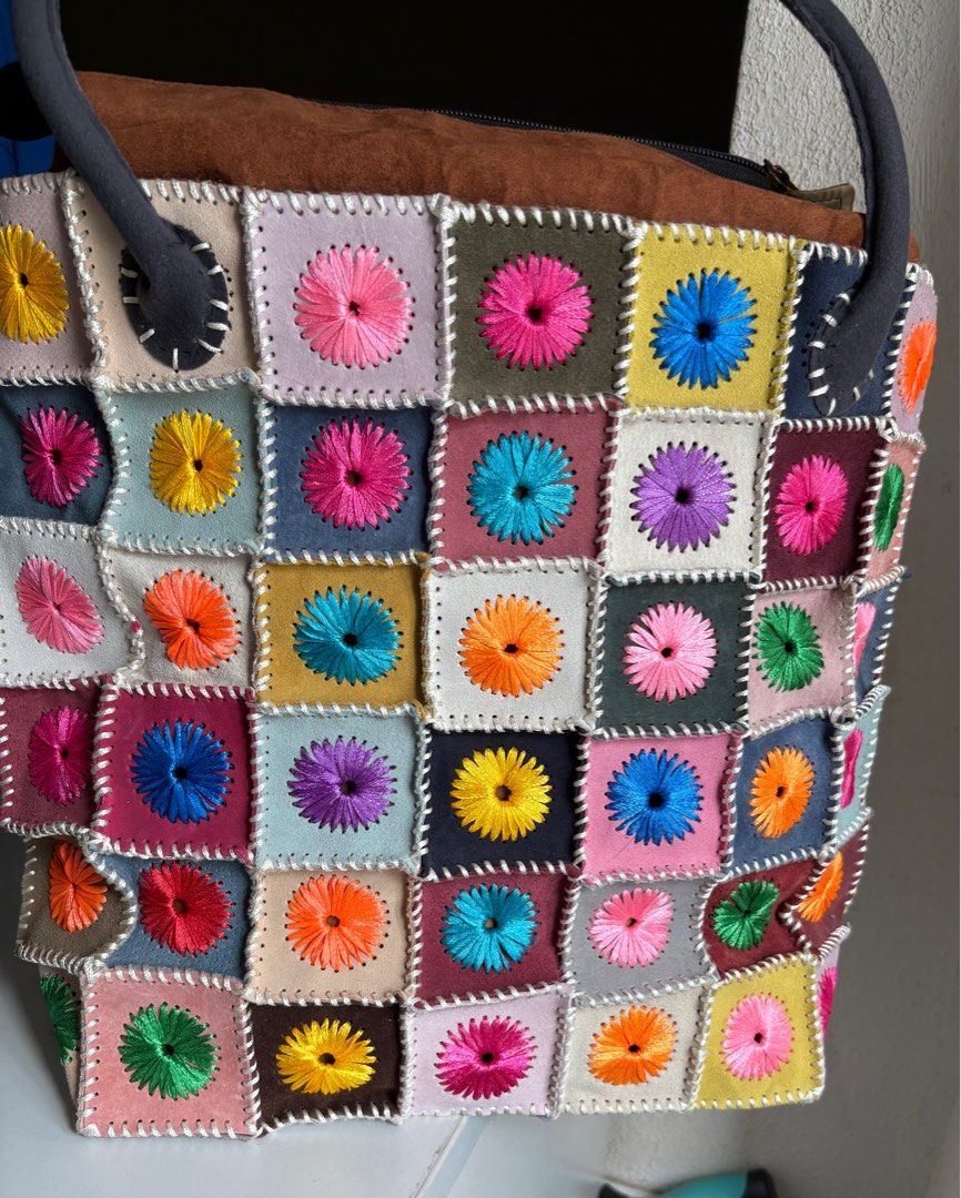 Patchwork Tote Bag (Category: Tote Bags) located in Singapore. Submitted by jltinker (Listing ID 1366586560, Image 2). Description: Thread sewn colourful patchwork tote bag with zip. .