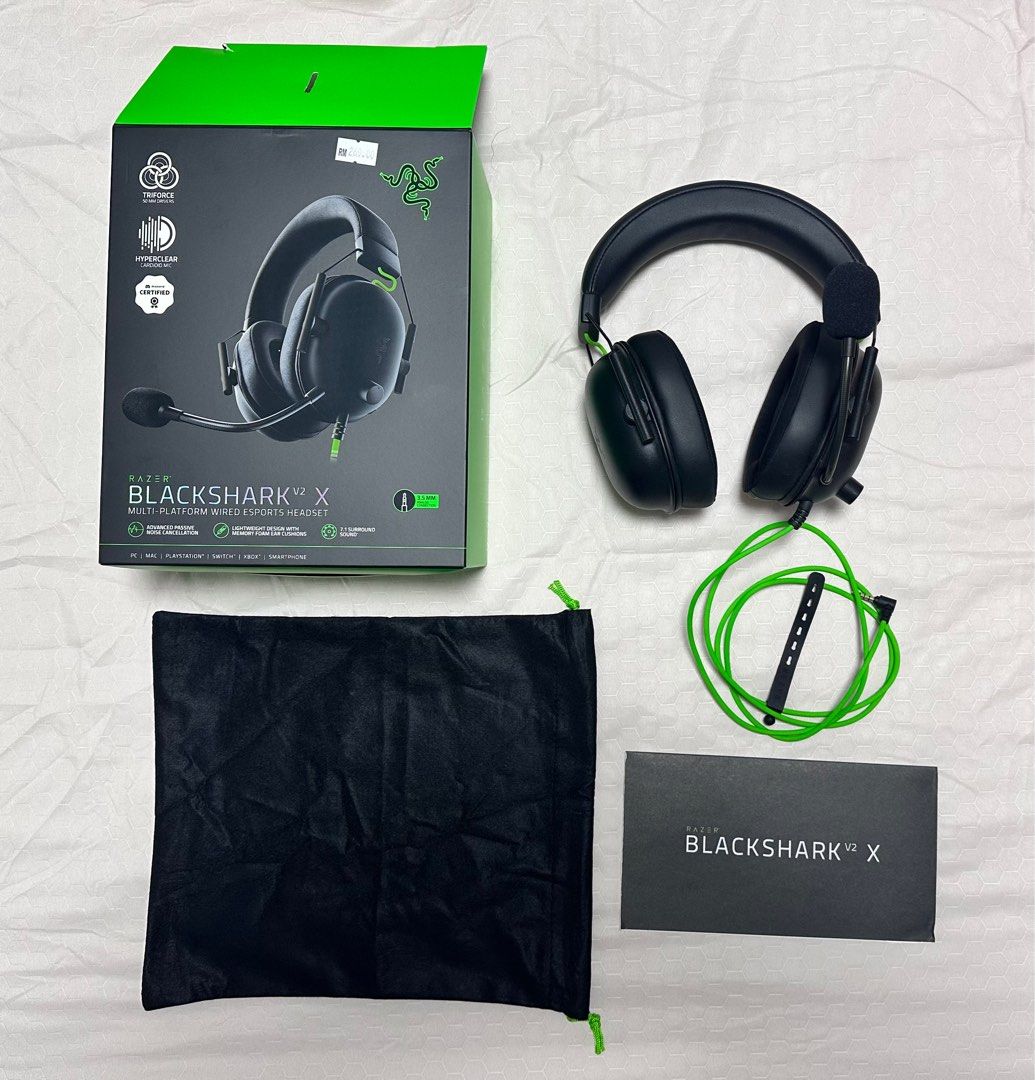 Razer Blackshark v2 X (Category: Headphones & Headsets) located in Singapore. Submitted by tsung123 (Listing ID 1366635614, Image 1). Description: Key Features: • Razer™ TriForce 50mm Drivers – Hear every footstep, reload, and enemy movement with stunning clarity and precision. • 7.1 Surround Sound – Immerse yourself in the game and never miss a beat. • Lightweight Design (just 240g) – Built for marathon gaming sessions without fatigue. • Advance