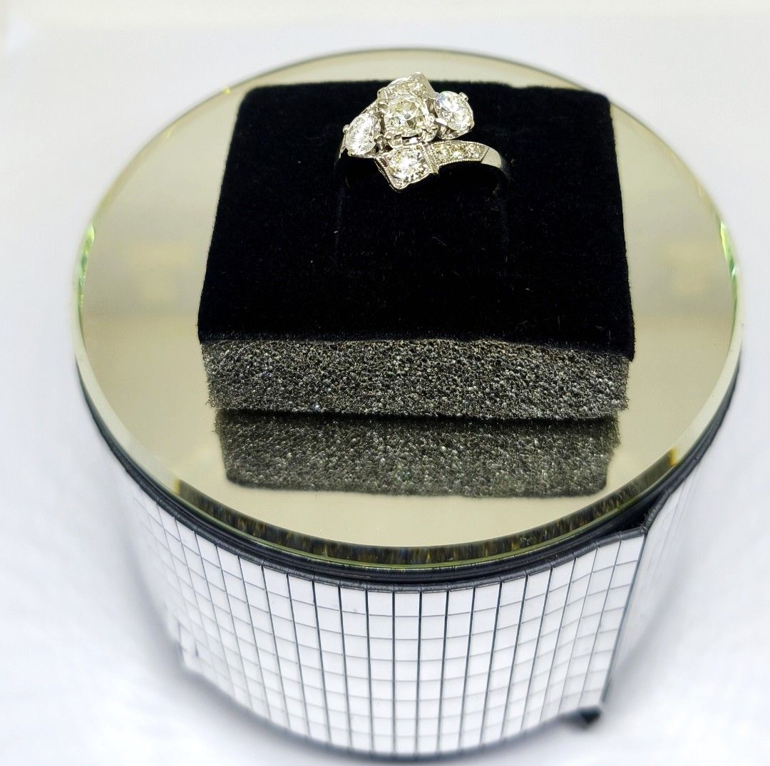 Ring （分類：戒指）位於 Hong Kong。 由 rina2405 提交（商品編號 1366619769，圖片 3）。簡介： 14 5g $58000。