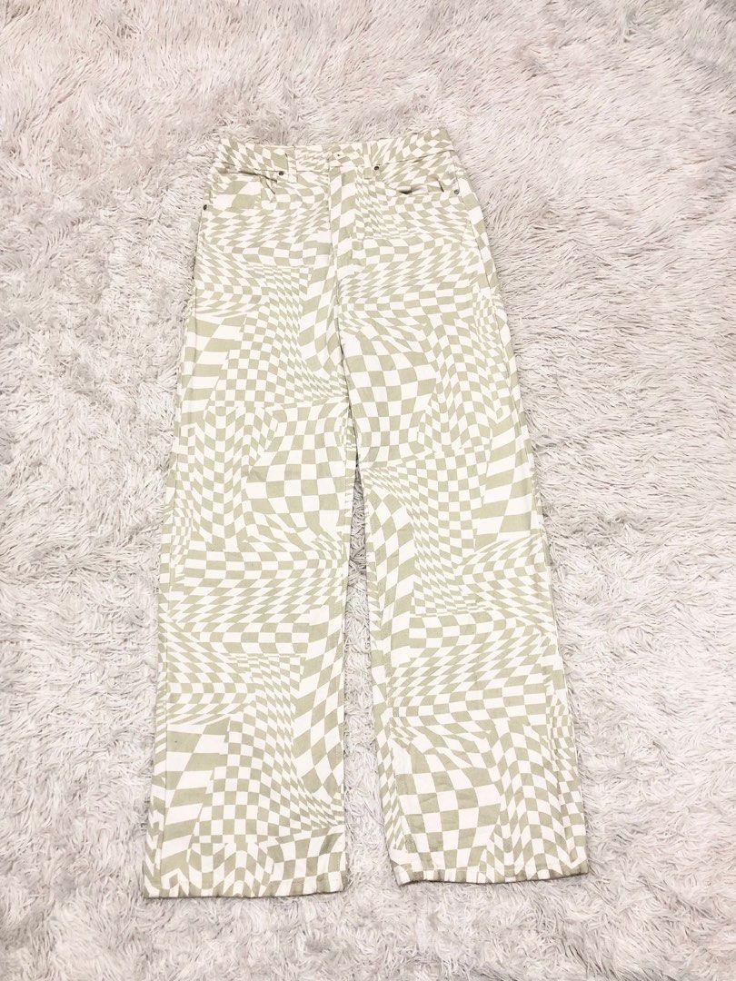 RSQ Jeans (Category: Jeans) located in Bulacan. Submitted by bertoo0 (Listing ID 1366719138, Image 1). Description: RSQ Brand - Size: 30 Length: 41.5 Hem: 12 Condition: 10/10 No issue - Dm to purchase 📩 Can do vouch and vc for safety 🍃 .