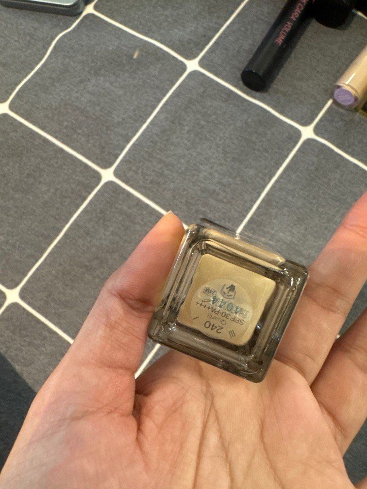 Shiseido foundation (Category: Makeup) located in Quezon City. Submitted by destashingmycloset (Listing ID 1366609930, Image 2). Description: .